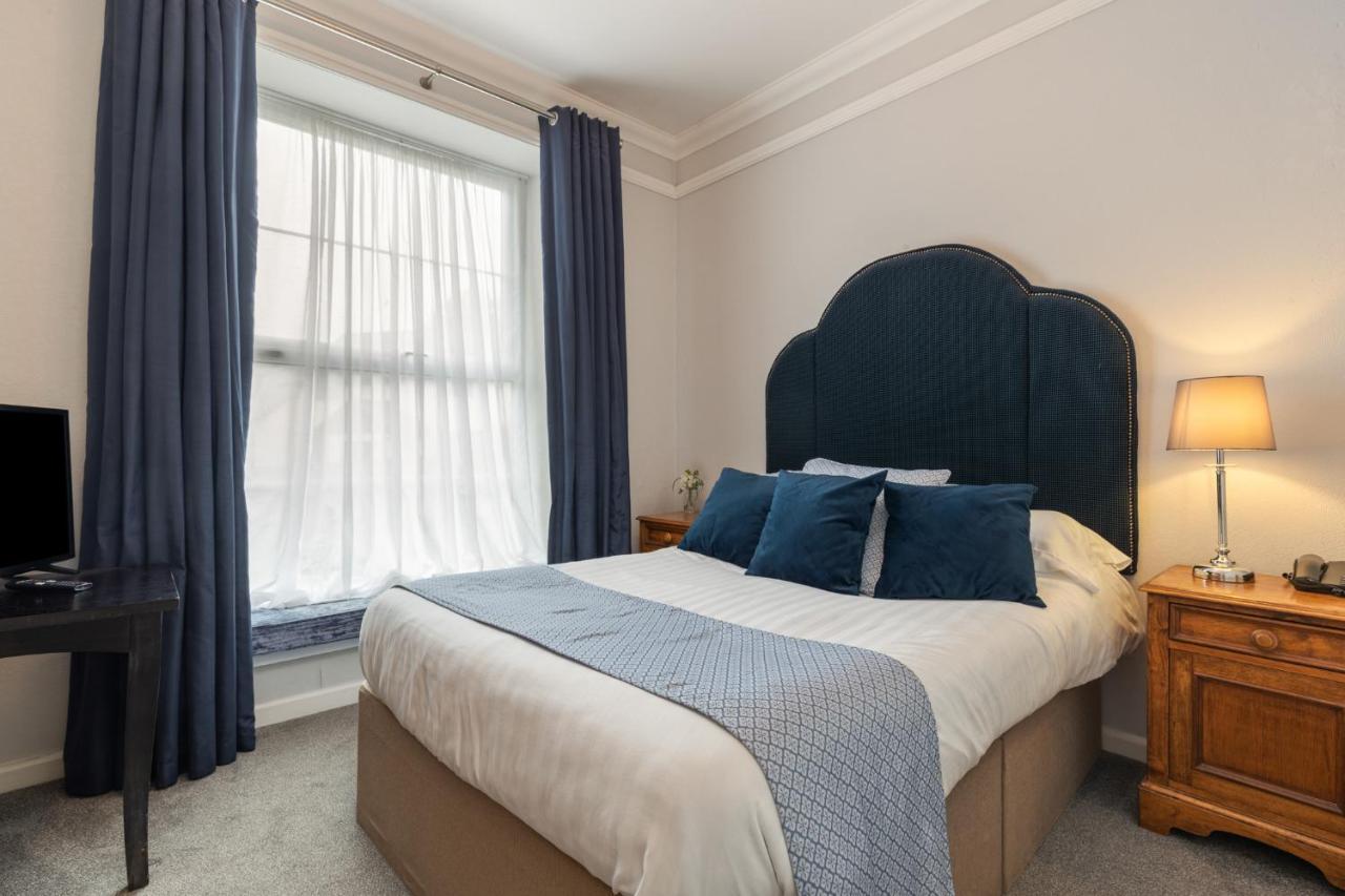 Hotel Plas Hyfryd Narberth Extérieur photo